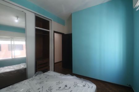 Apartamento para alugar com 125m², 4 quartos e 1 vaga Apartamento para alugar com 125m², 4 quartos e 1 vagaQuarto