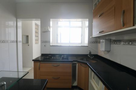 Apartamento para alugar com 125m², 4 quartos e 1 vaga Apartamento para alugar com 125m², 4 quartos e 1 vagaCozinha