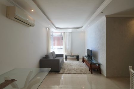 Apartamento para alugar com 125m², 4 quartos e 1 vaga Apartamento para alugar com 125m², 4 quartos e 1 vagaSala