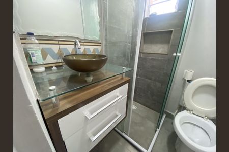 Banheiro Social de casa para alugar com 1 quarto, 300m² em Quarta Parada, São Paulo