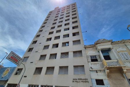 Apartamento à venda com 38m², 1 quarto e sem vaga Apartamento à venda com 38m², 1 quarto e sem vagaFachada do Prédio