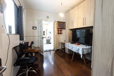 Casa à venda com 240m², 5 quartos e 6 vagas Casa à venda com 240m², 5 quartos e 6 vagasSuite