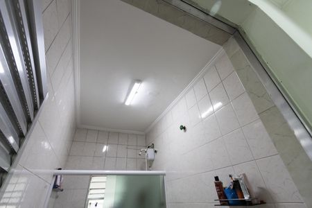 Casa à venda com 240m², 5 quartos e 6 vagas Casa à venda com 240m², 5 quartos e 6 vagasBanheiro Social