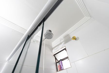 Casa à venda com 240m², 5 quartos e 6 vagas Casa à venda com 240m², 5 quartos e 6 vagasBanheiro Social 2