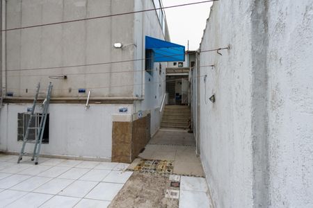 Casa à venda com 240m², 5 quartos e 6 vagas Casa à venda com 240m², 5 quartos e 6 vagasQuintal