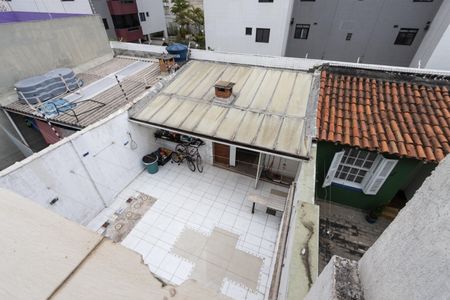 Casa à venda com 240m², 5 quartos e 6 vagas Casa à venda com 240m², 5 quartos e 6 vagasVista Varanda da Suite