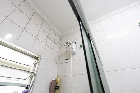 Casa à venda com 240m², 5 quartos e 6 vagas Casa à venda com 240m², 5 quartos e 6 vagasBanheiro Social