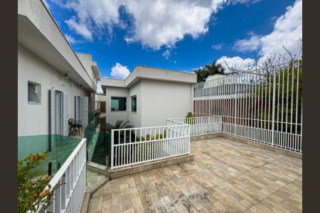 Casa à venda com 550m², 5 quartos e 6 vagas