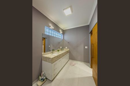 Casa à venda com 550m², 5 quartos e 6 vagas