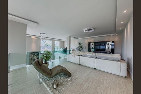Casa à venda com 550m², 5 quartos e 6 vagas