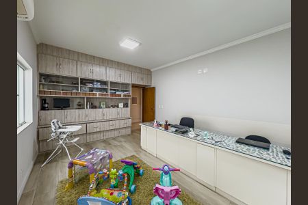 Casa à venda com 550m², 5 quartos e 6 vagas