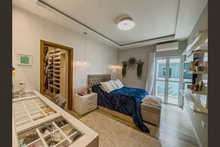 Casa à venda com 550m², 5 quartos e 6 vagas