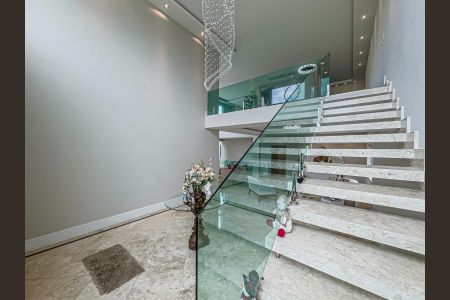 Casa à venda com 550m², 5 quartos e 6 vagas