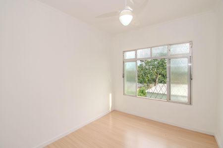 Quarto 2 de casa para alugar com 3 quartos, 240m² em Jardim Floresta, Porto Alegre