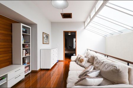 Casa à venda com 320m², 3 quartos e 5 vagas Casa à venda com 320m², 3 quartos e 5 vagasSala 2