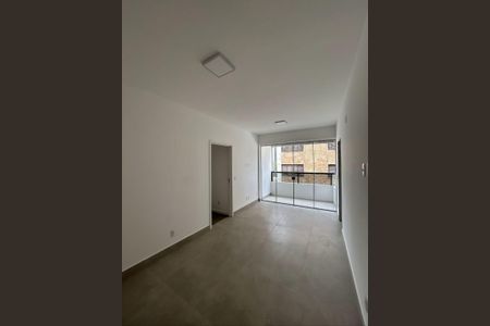 Apartamento à venda com 74m², 3 quartos e 2 vagas Apartamento à venda com 74m², 3 quartos e 2 vagasSala