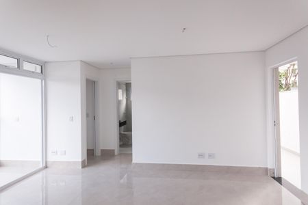 Sala/Cozinha de apartamento à venda com 2 quartos, 130m² em Centro, Contagem