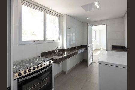 Apartamento à venda com 4 quartos, 157m² em Itapoã, Belo Horizonte