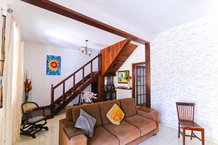 Sala de casa de condomínio à venda com 3 quartos, 190m² em Todos Os Santos, Rio de Janeiro