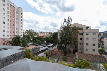 Vista da varanda da sala de apartamento para alugar com 3 quartos, 78m² em Venda Nova, Belo Horizonte
