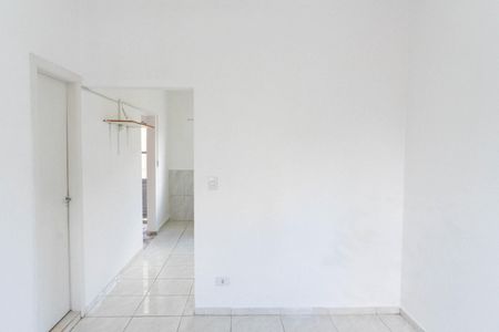 Quarto de casa para alugar com 1 quarto, 40m² em Vila Guarani (zona Sul), São Paulo