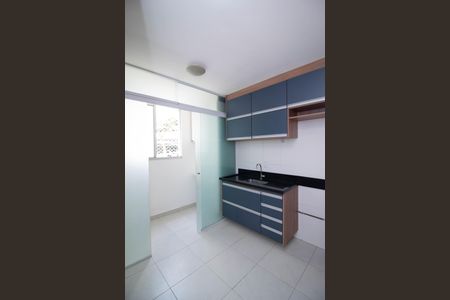 Apartamento à venda com 38m², 1 quarto e 1 vaga Apartamento à venda com 38m², 1 quarto e 1 vagaCozinha - Armários