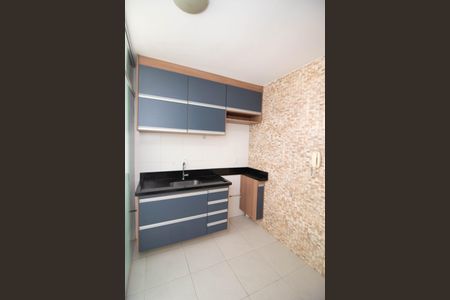 Apartamento à venda com 38m², 1 quarto e 1 vaga Apartamento à venda com 38m², 1 quarto e 1 vagaCozinha - Armários
