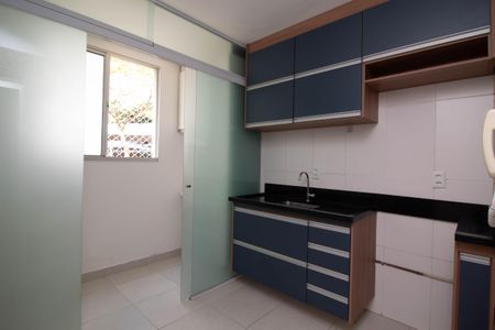 Apartamento à venda com 38m², 1 quarto e 1 vaga Apartamento à venda com 38m², 1 quarto e 1 vagaCozinha - Armários