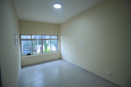 Sala de casa para alugar com 3 quartos, 199m² em Vila Bertioga, São Paulo