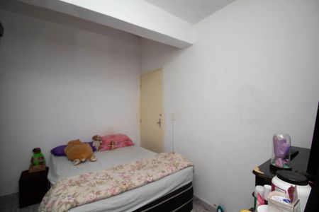 Quarto 1 de casa para alugar com 3 quartos, 18m² em Jardim do Papai, Guarulhos