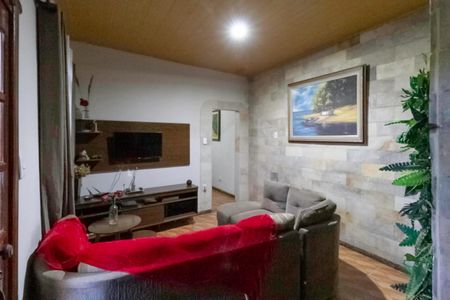 Sala de casa à venda com 3 quartos, 166m² em Novo Glória, Belo Horizonte