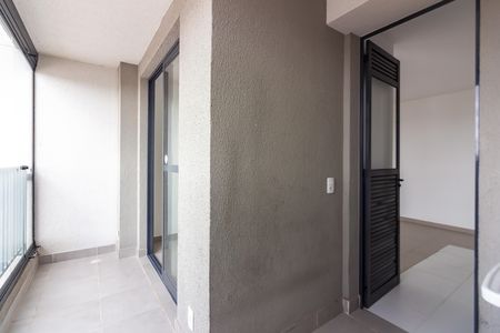 Sacada de apartamento para alugar com 2 quartos, 53m² em Centro, Osasco