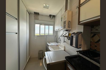 Apartamento à venda com 70m², 2 quartos e 1 vaga Apartamento à venda com 70m², 2 quartos e 1 vagaÁrea de Serviço