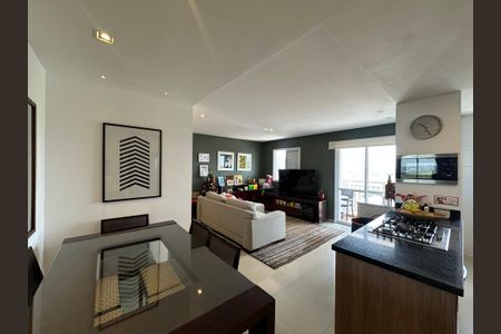 Sala de apartamento à venda com 2 quartos, 70m² em Jardim Iracema, Barueri