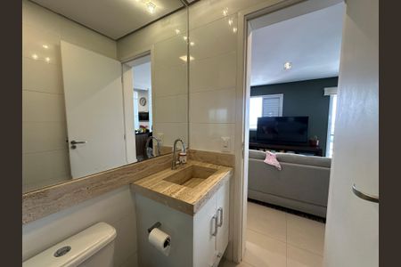 Apartamento à venda com 70m², 2 quartos e 1 vaga Apartamento à venda com 70m², 2 quartos e 1 vagaBanheiro