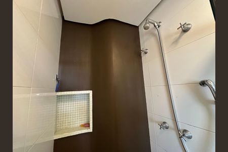 Apartamento à venda com 70m², 2 quartos e 1 vaga Apartamento à venda com 70m², 2 quartos e 1 vagaBanheiro