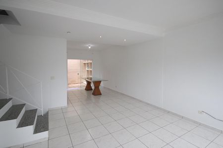 Sala de casa à venda com 3 quartos, 110m² em Vila Paulistana, São Paulo