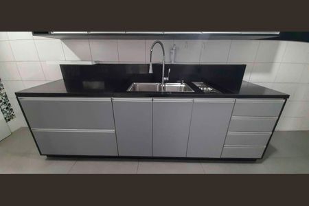 Apartamento à venda com 113m², 3 quartos e 2 vagas Apartamento à venda com 113m², 3 quartos e 2 vagasCozinha