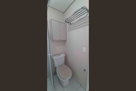 Apartamento à venda com 113m², 3 quartos e 2 vagas Apartamento à venda com 113m², 3 quartos e 2 vagasBanheiro da Suíte 2