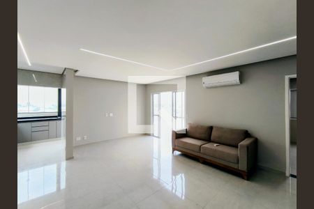Apartamento para alugar com 4 quartos, 194m² em Vila Graff, Jundiaí