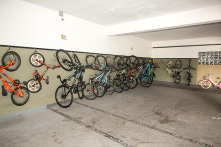 Apartamento à venda com 160m², 4 quartos e 2 vagas Apartamento à venda com 160m², 4 quartos e 2 vagasÁrea comum