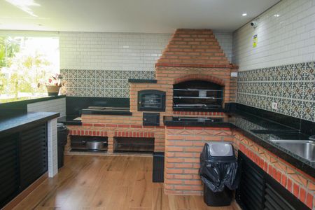 Apartamento à venda com 160m², 4 quartos e 2 vagas Apartamento à venda com 160m², 4 quartos e 2 vagasÁrea comum