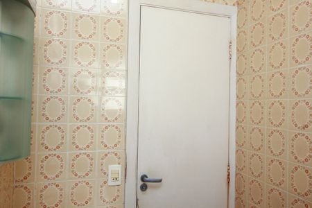 Apartamento à venda com 160m², 4 quartos e 2 vagas Apartamento à venda com 160m², 4 quartos e 2 vagasBanheiro Social