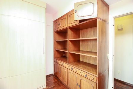 Apartamento à venda com 160m², 4 quartos e 2 vagas Apartamento à venda com 160m², 4 quartos e 2 vagasQuarto 3