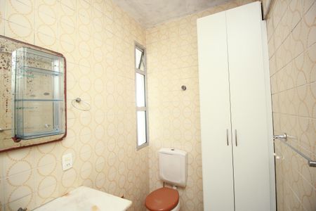 Apartamento à venda com 160m², 4 quartos e 2 vagas Apartamento à venda com 160m², 4 quartos e 2 vagasBanheiro da Suíte