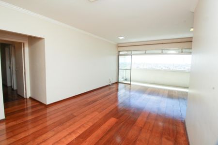 Apartamento à venda com 160m², 4 quartos e 2 vagas Apartamento à venda com 160m², 4 quartos e 2 vagasSala