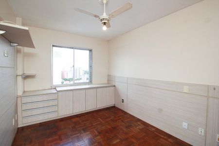 Apartamento à venda com 160m², 4 quartos e 2 vagas Apartamento à venda com 160m², 4 quartos e 2 vagasSuíte