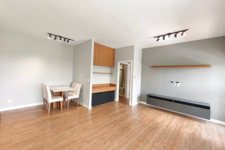 Sala de apartamento à venda com 2 quartos, 91m² em Swiss Park, Campinas