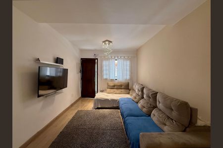 Sala de casa à venda com 3 quartos, 120m² em Vila Socorro, São Paulo