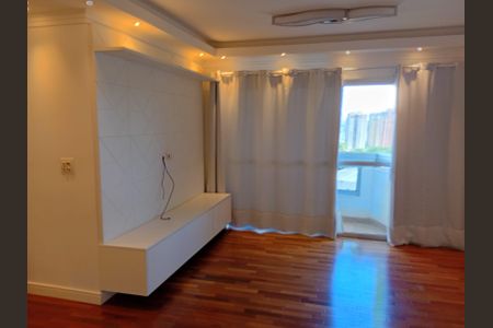 Sala de apartamento para alugar com 3 quartos, 96m² em Vila Sofia, São Paulo